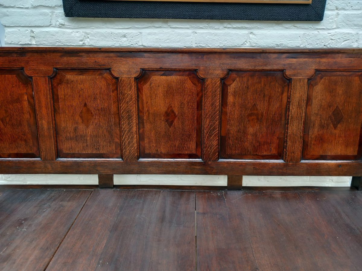 George III Oak & Mahogany Settle - Image 5