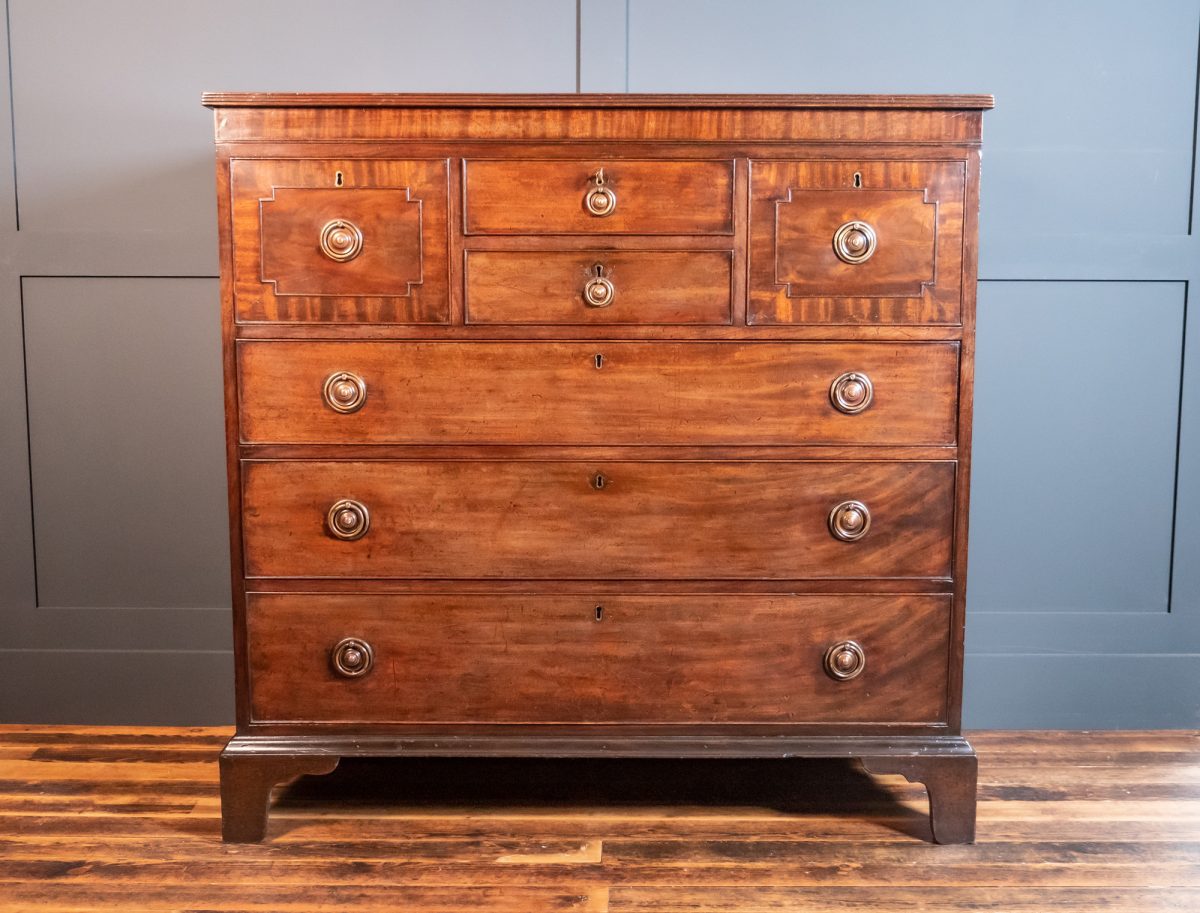 Mahogany Chest of Drawers