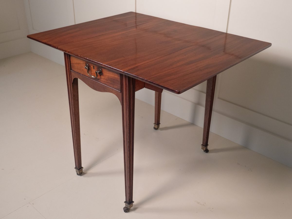 George III Pembroke Table - Image 2