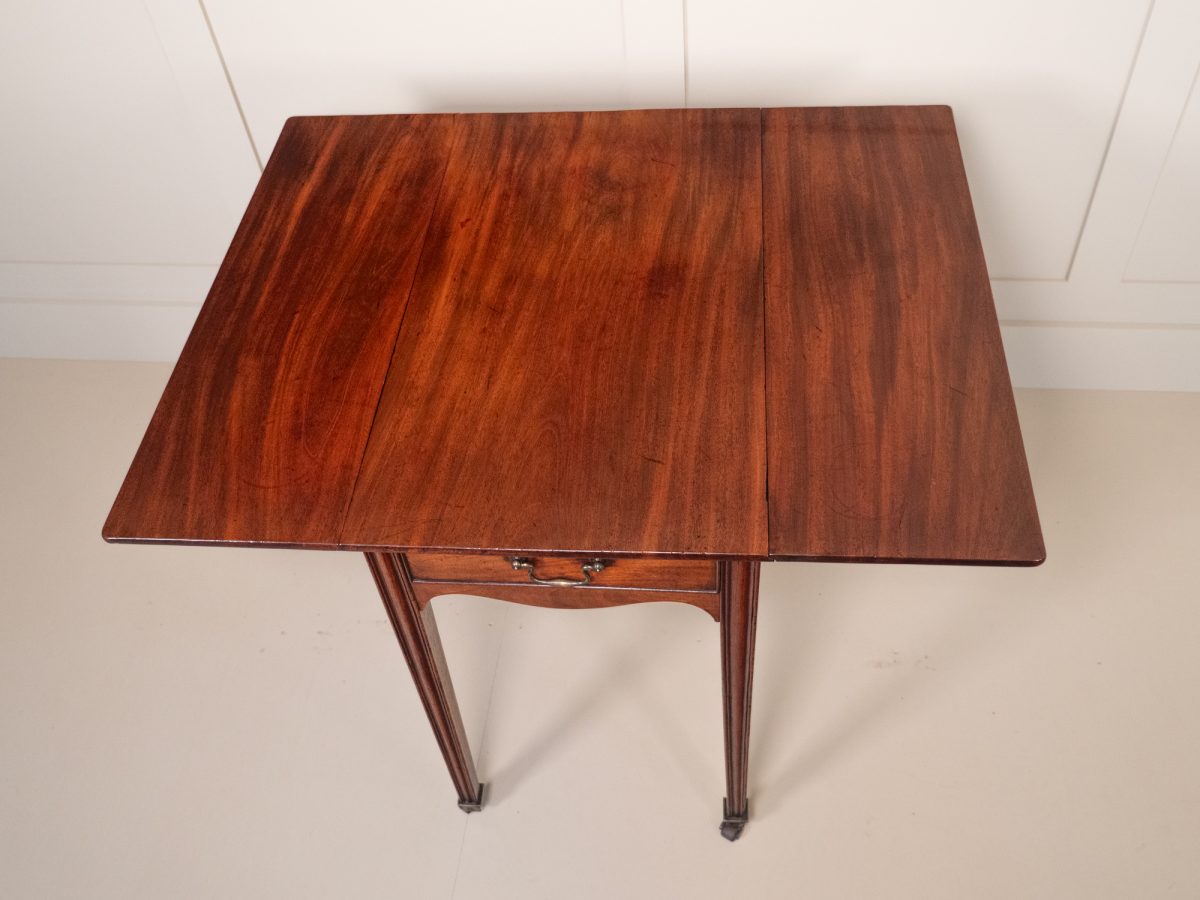 George III Pembroke Table - Image 3