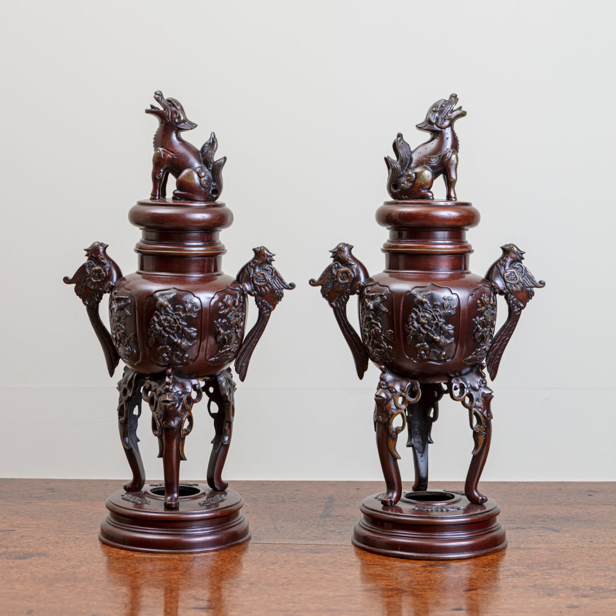 Pair of Japanese Bronze Incense burners - Image 4