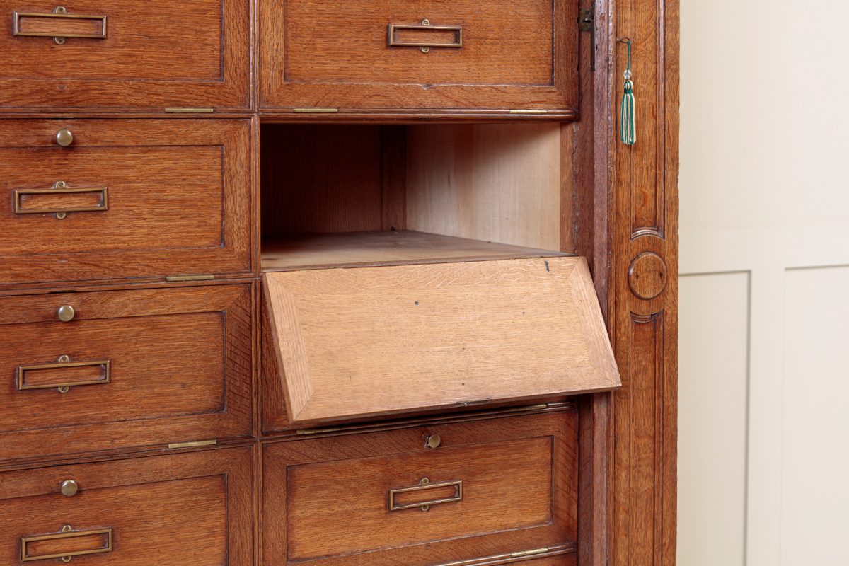 French Notaires Cabinet - Image 6