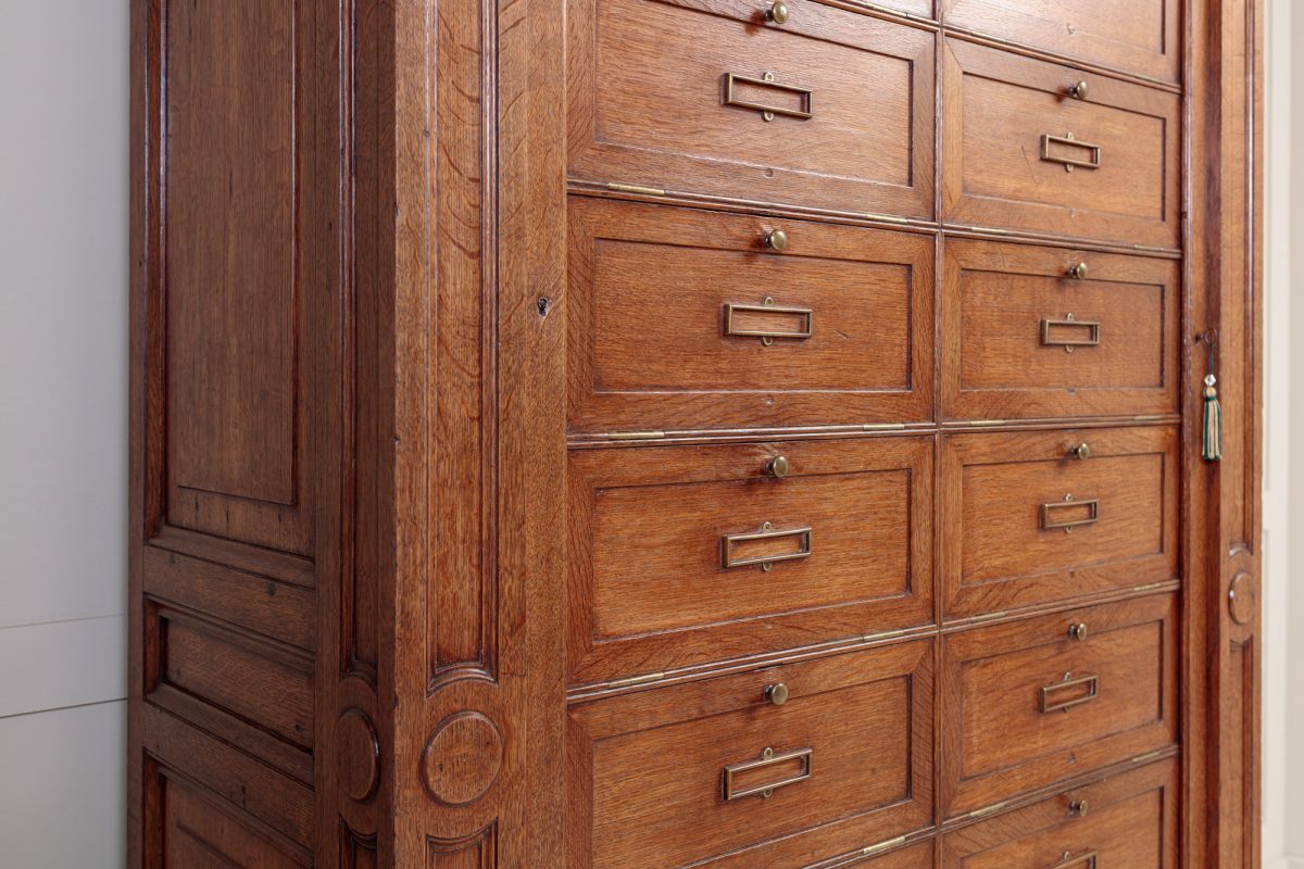 French Notaires Cabinet - Image 2