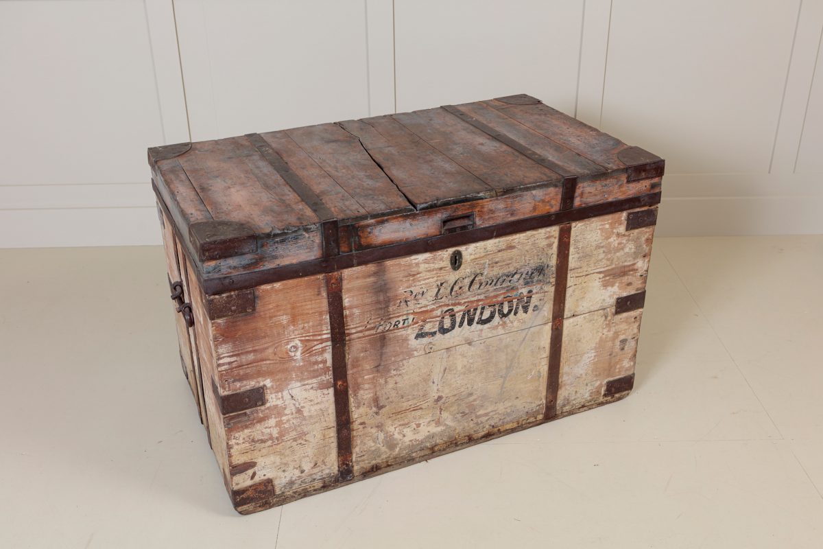 Vintage ironbound painted trunk - Image 2