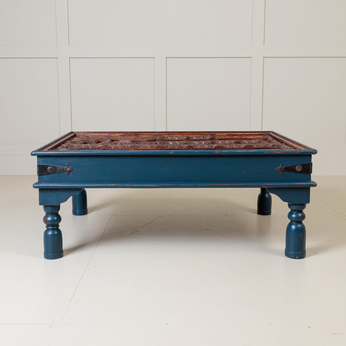 Indian Haveli / Jharokha table - Image 2