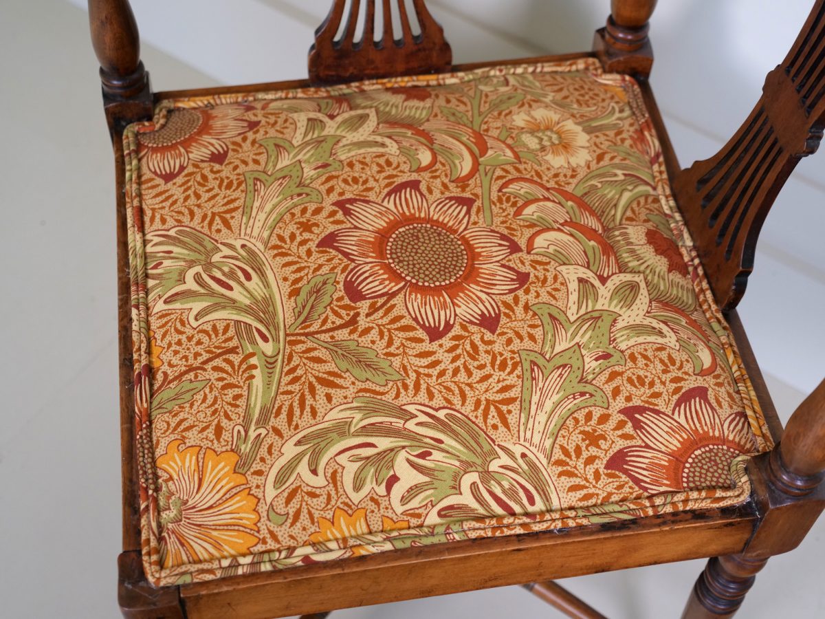 Late Victorian Dressing Chair - Image 6