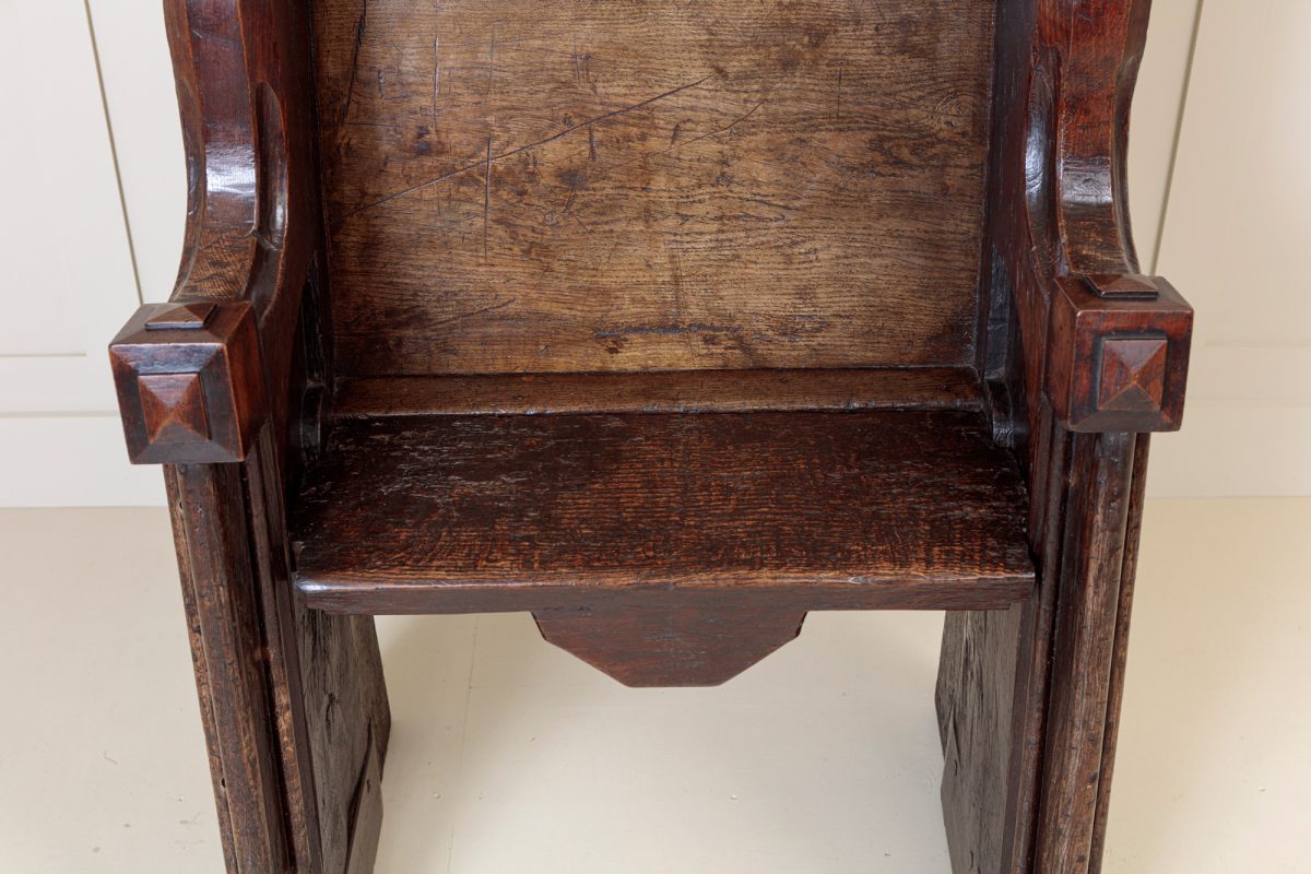 17th Century Oak Pew - Image 4