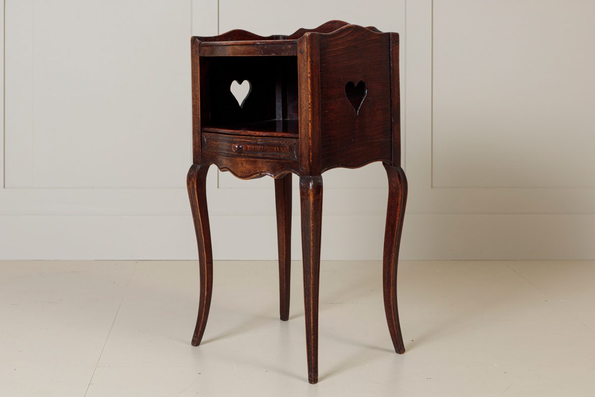 Pair George III Design bedside cabinets. - Image 2