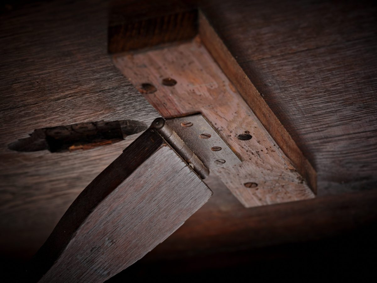 Harvest Trestle Table - Image 8