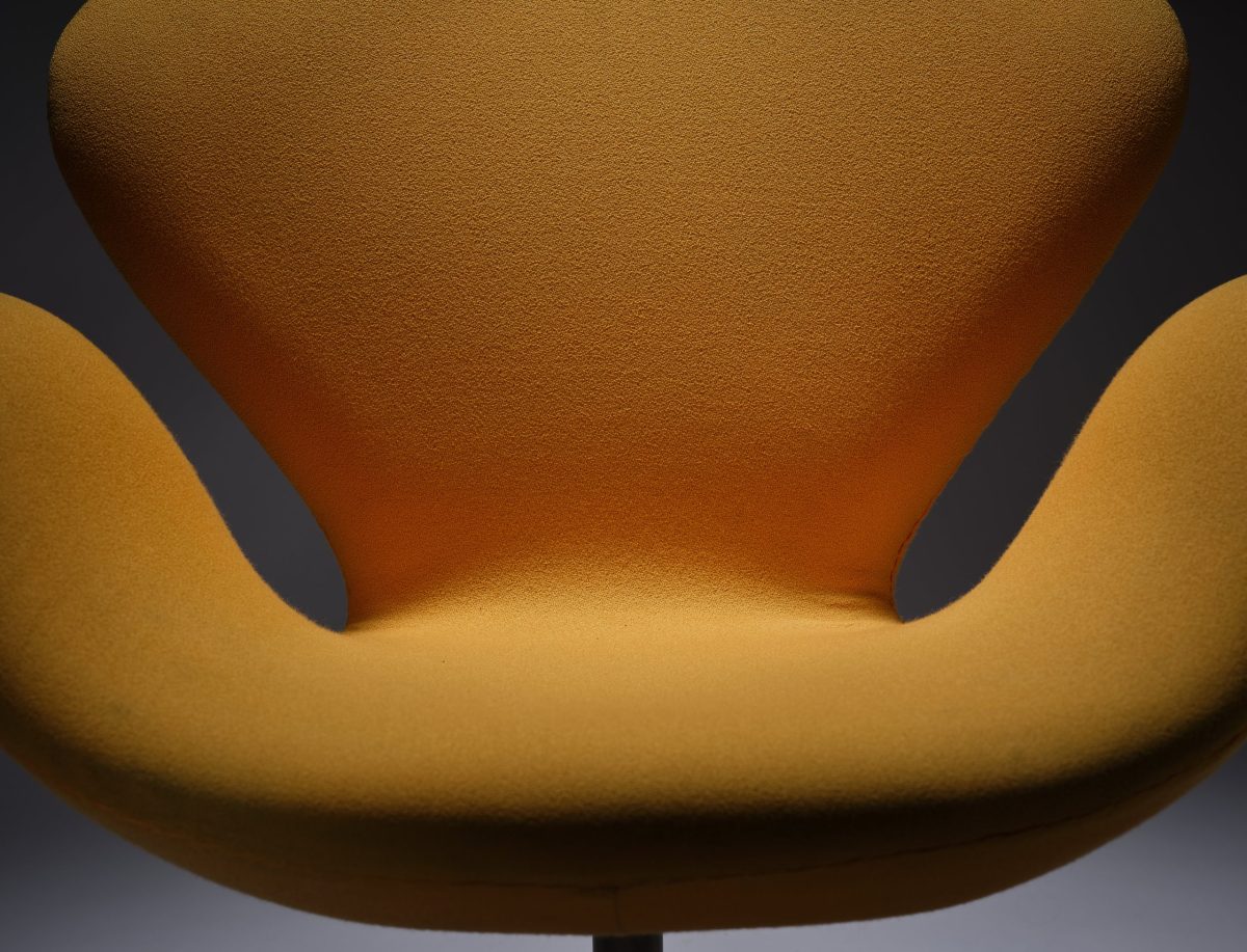 Swan Chair - Image 6