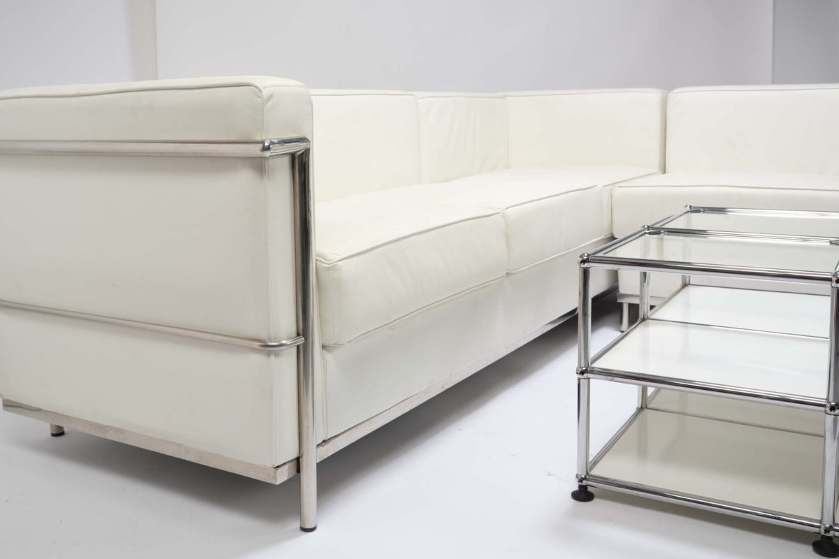 Le Corbusier Sofa - Image 3