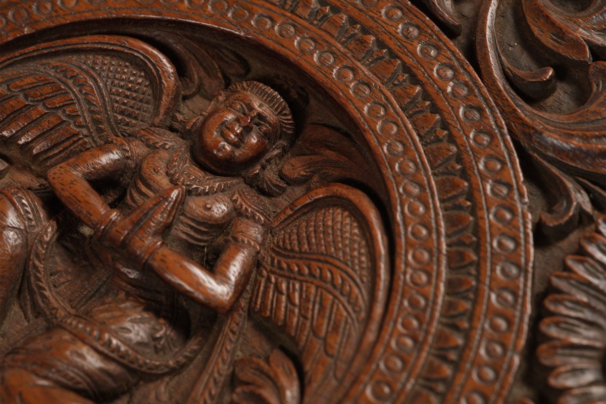Gandharva Figure Teapoy - Image 4