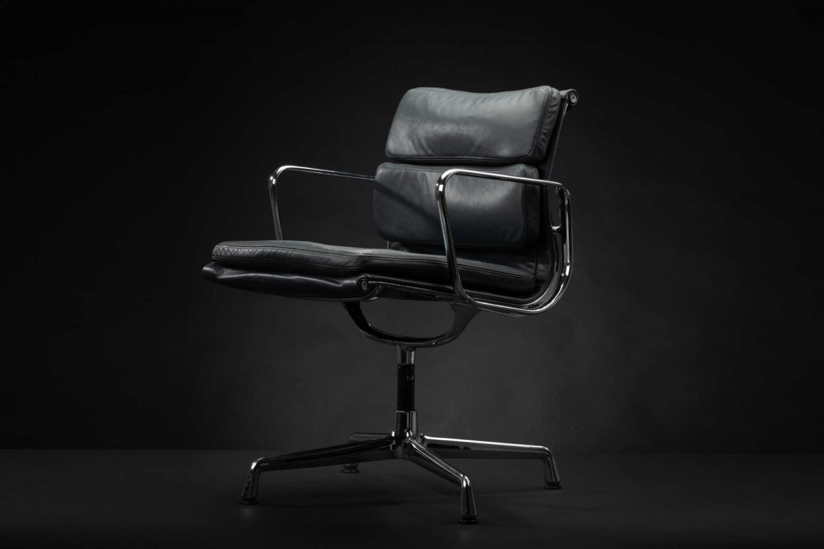 The Iconic Eames Office - Image 2