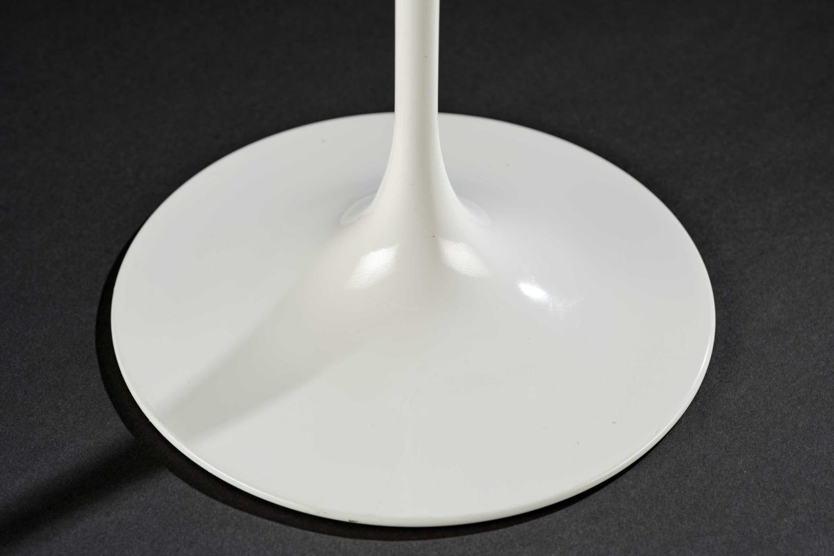 Knoll ‘Tulip’ Side Table - Image 5