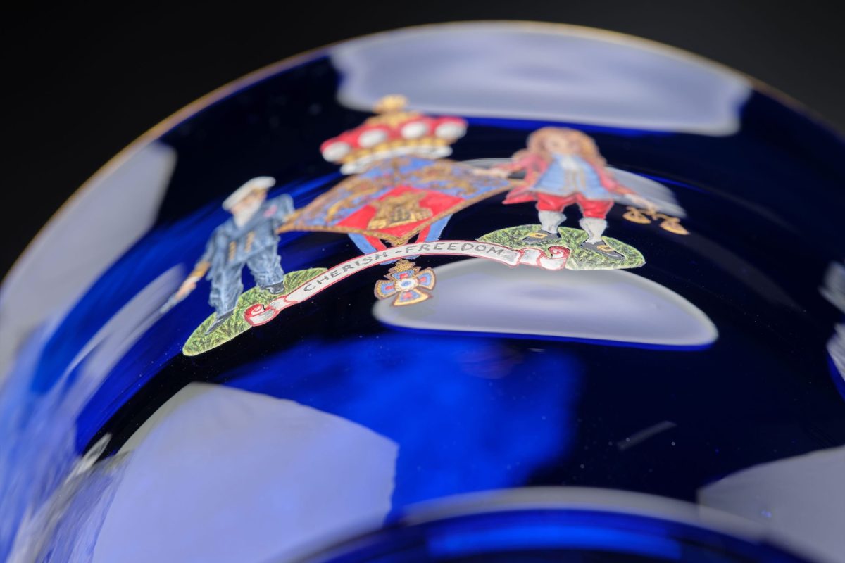 Lady Thatcher’s Armorial Footed Bowl - Image 4