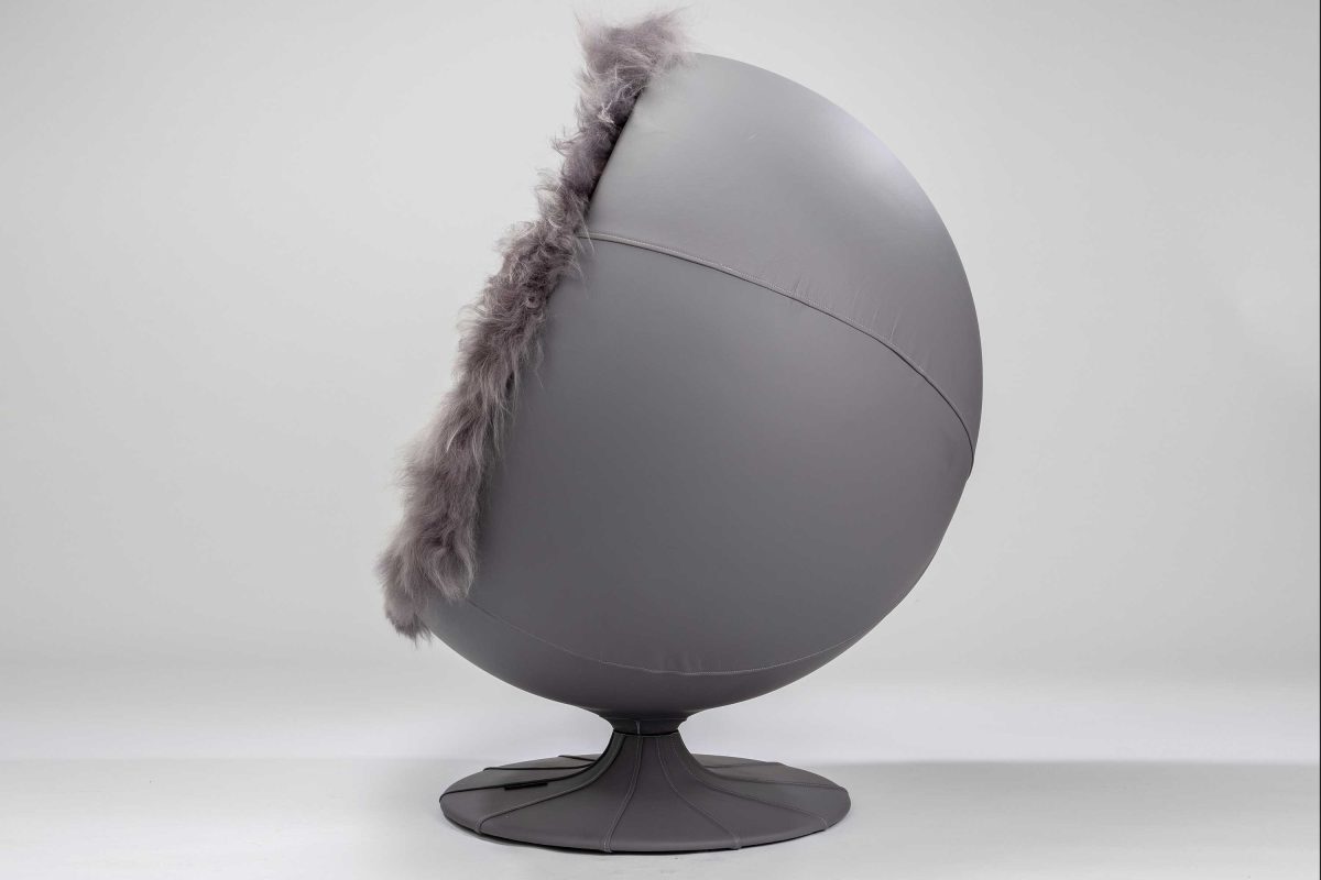 The Snow globe Chair - Image 4