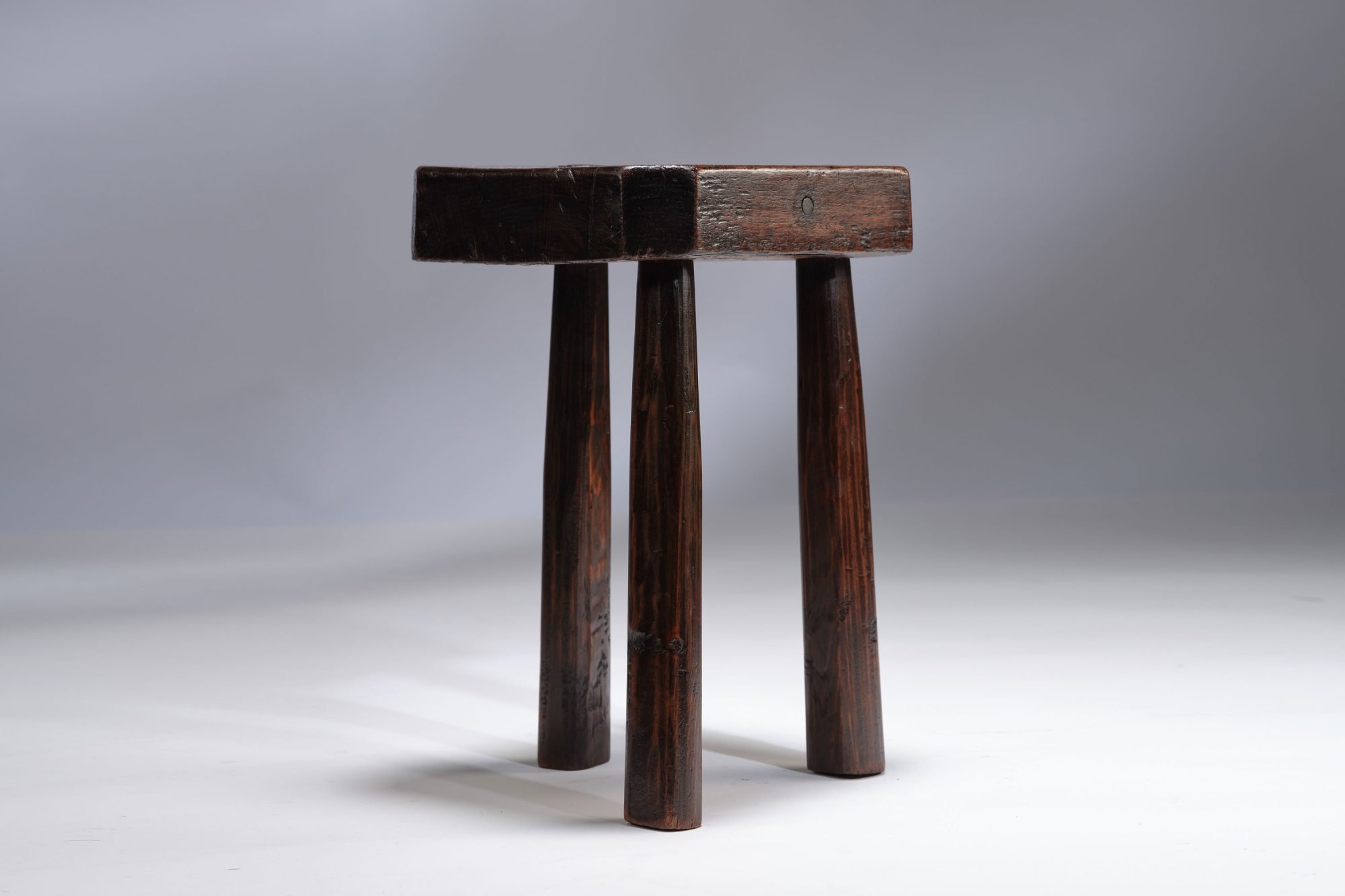 Naive Milking Stool - Image 4